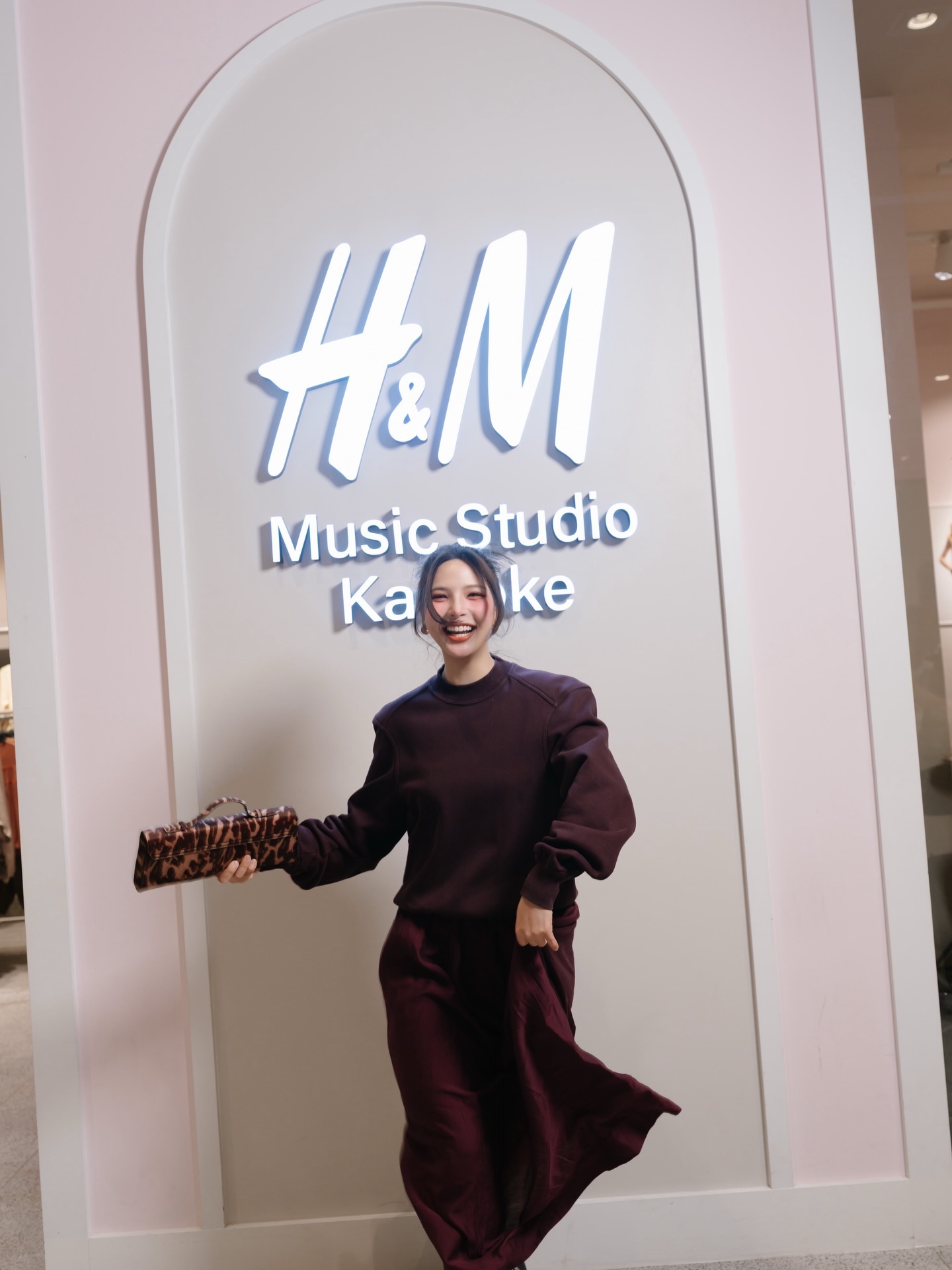 อร - พัศชนันท์ เจียจิรโชติ