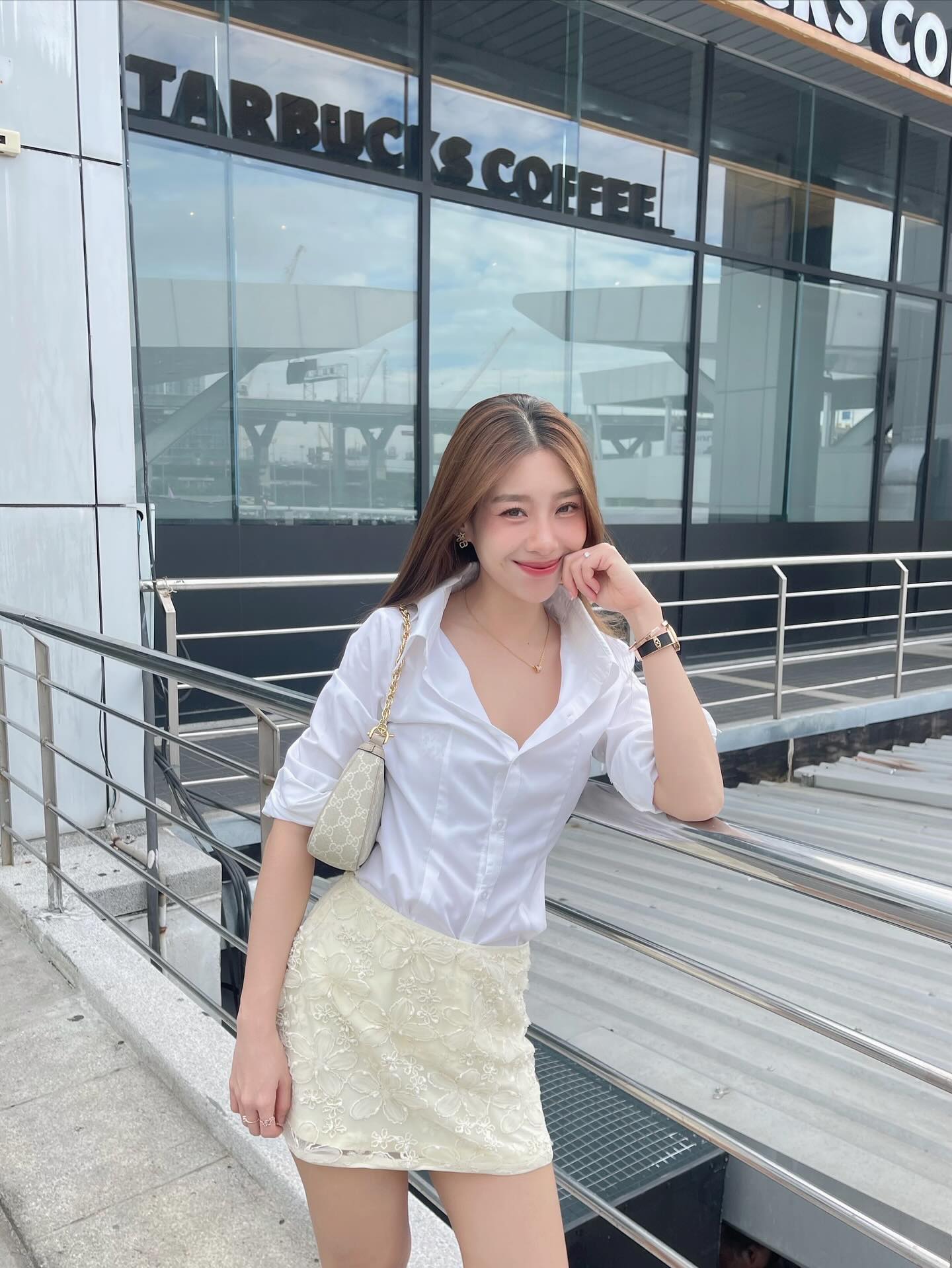 แก้ว - ณัฐรุจา ชุติวรรณโสภณ