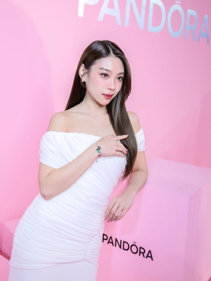 แก้ว - ณัฐรุจา ชุติวรรณโสภณ