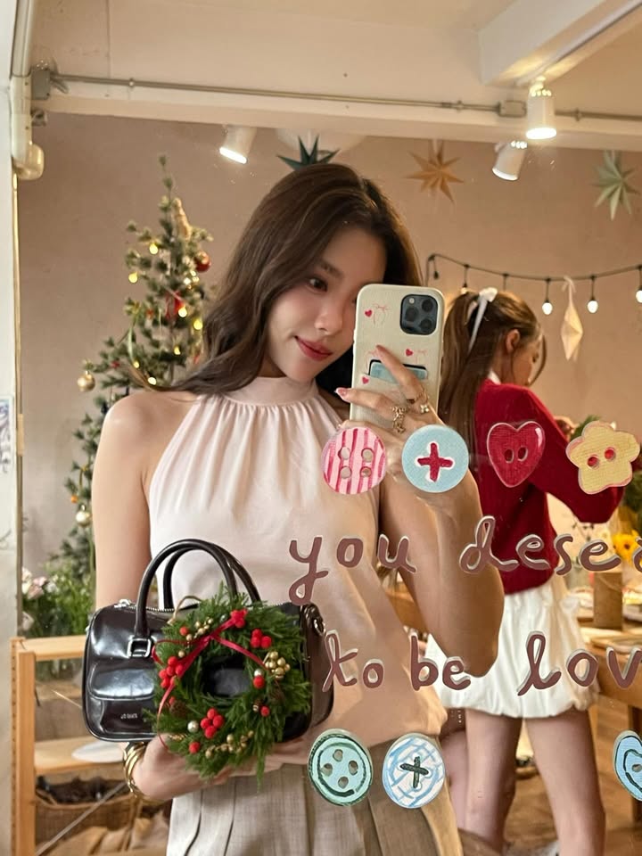 แก้ว - ณัฐรุจา ชุติวรรณโสภณ