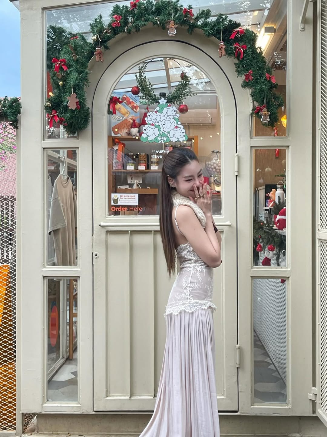 แก้ว - ณัฐรุจา ชุติวรรณโสภณ