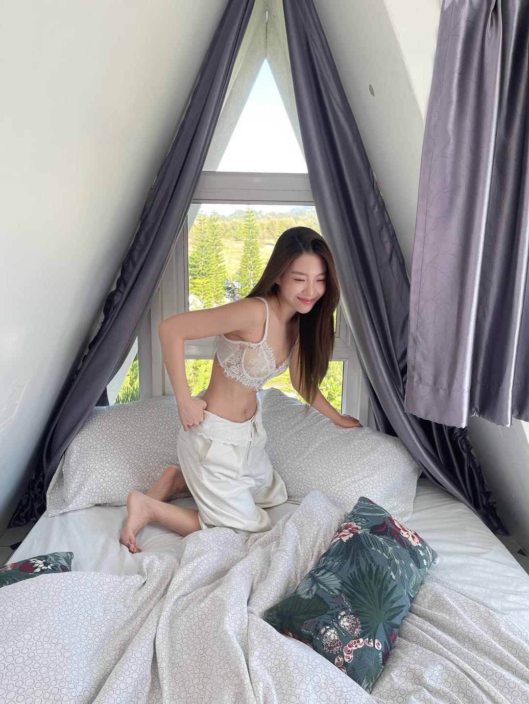 แก้ว - ณัฐรุจา ชุติวรรณโสภณ