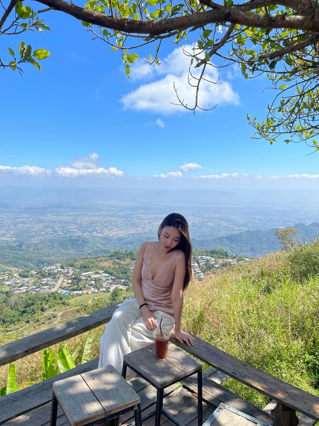 แก้ว - ณัฐรุจา ชุติวรรณโสภณ