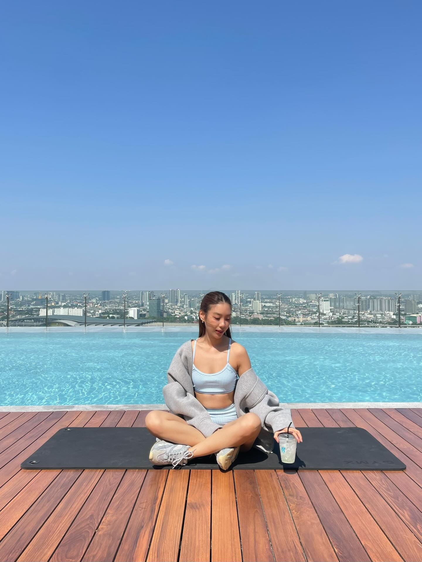 แก้ว - ณัฐรุจา ชุติวรรณโสภณ