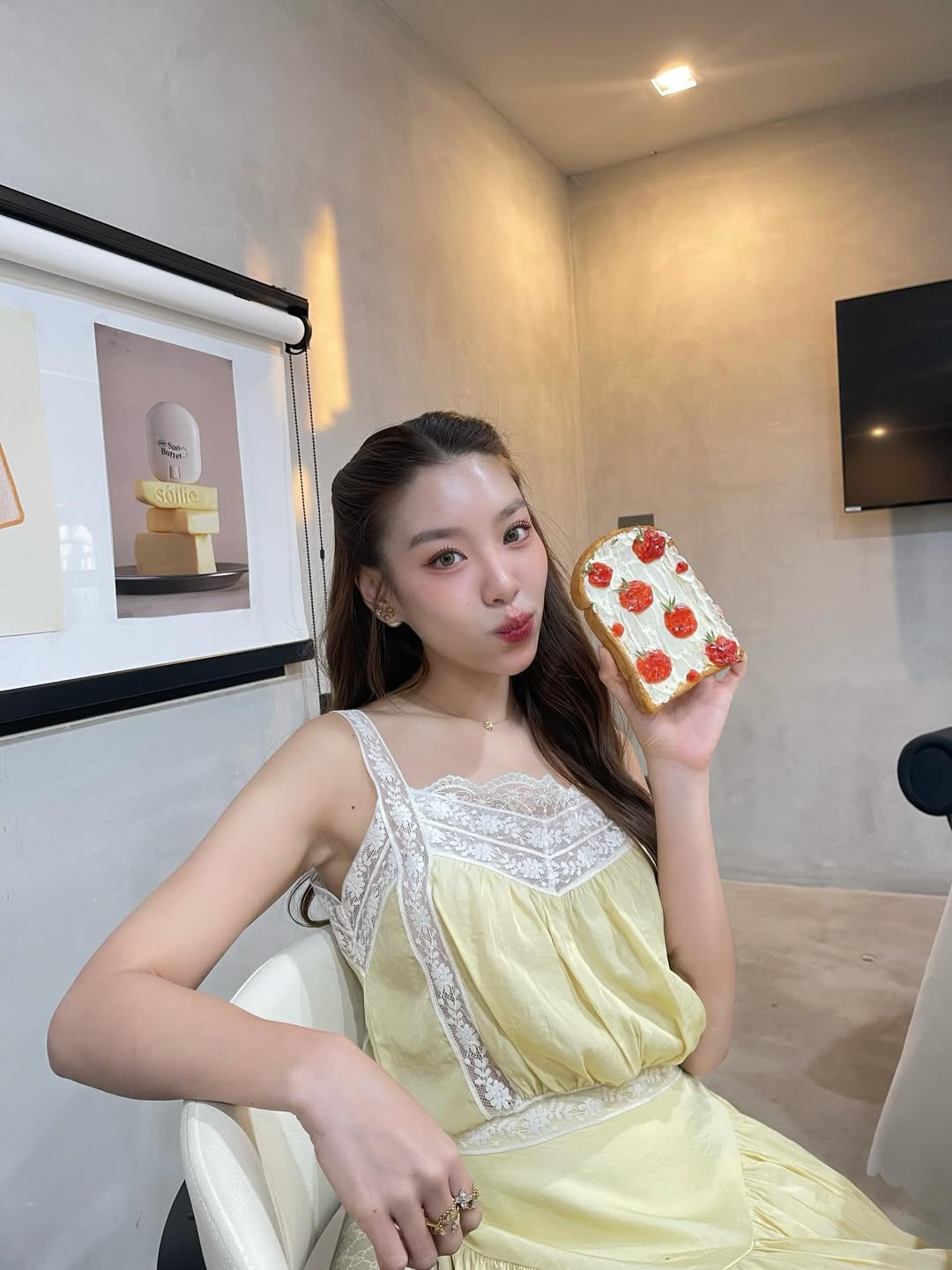 แก้ว - ณัฐรุจา ชุติวรรณโสภณ