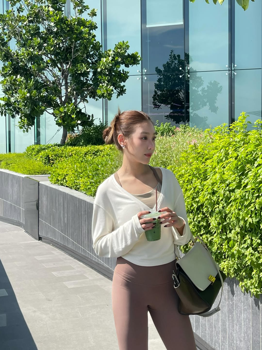 แก้ว - ณัฐรุจา ชุติวรรณโสภณ
