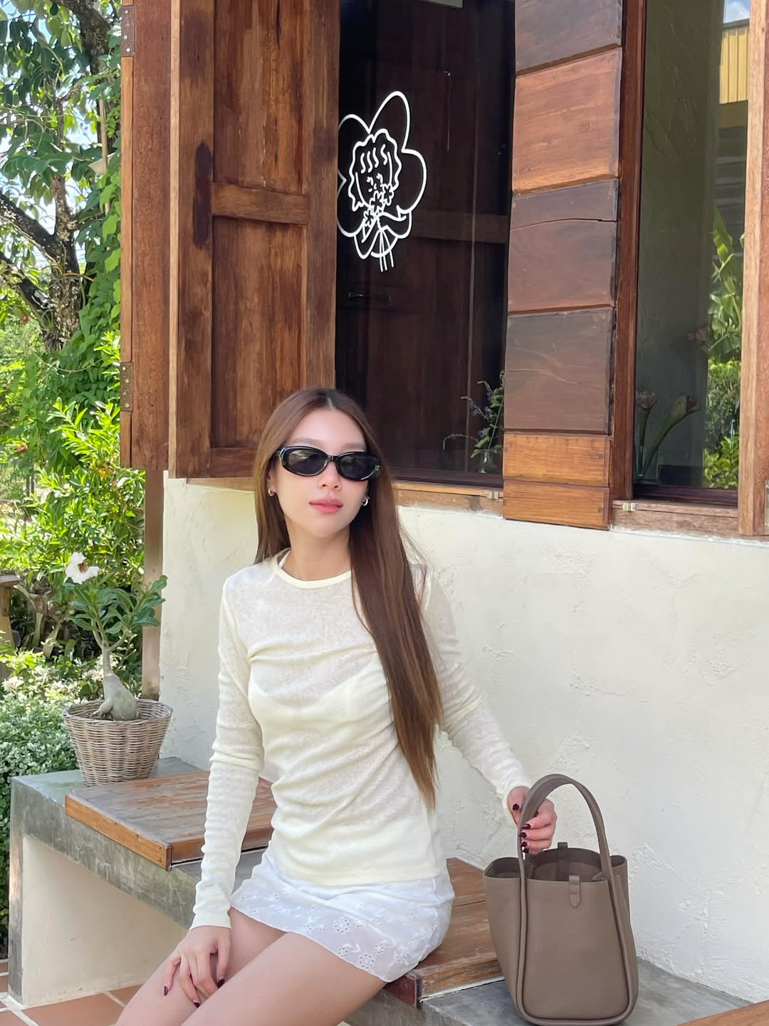แก้ว - ณัฐรุจา ชุติวรรณโสภณ