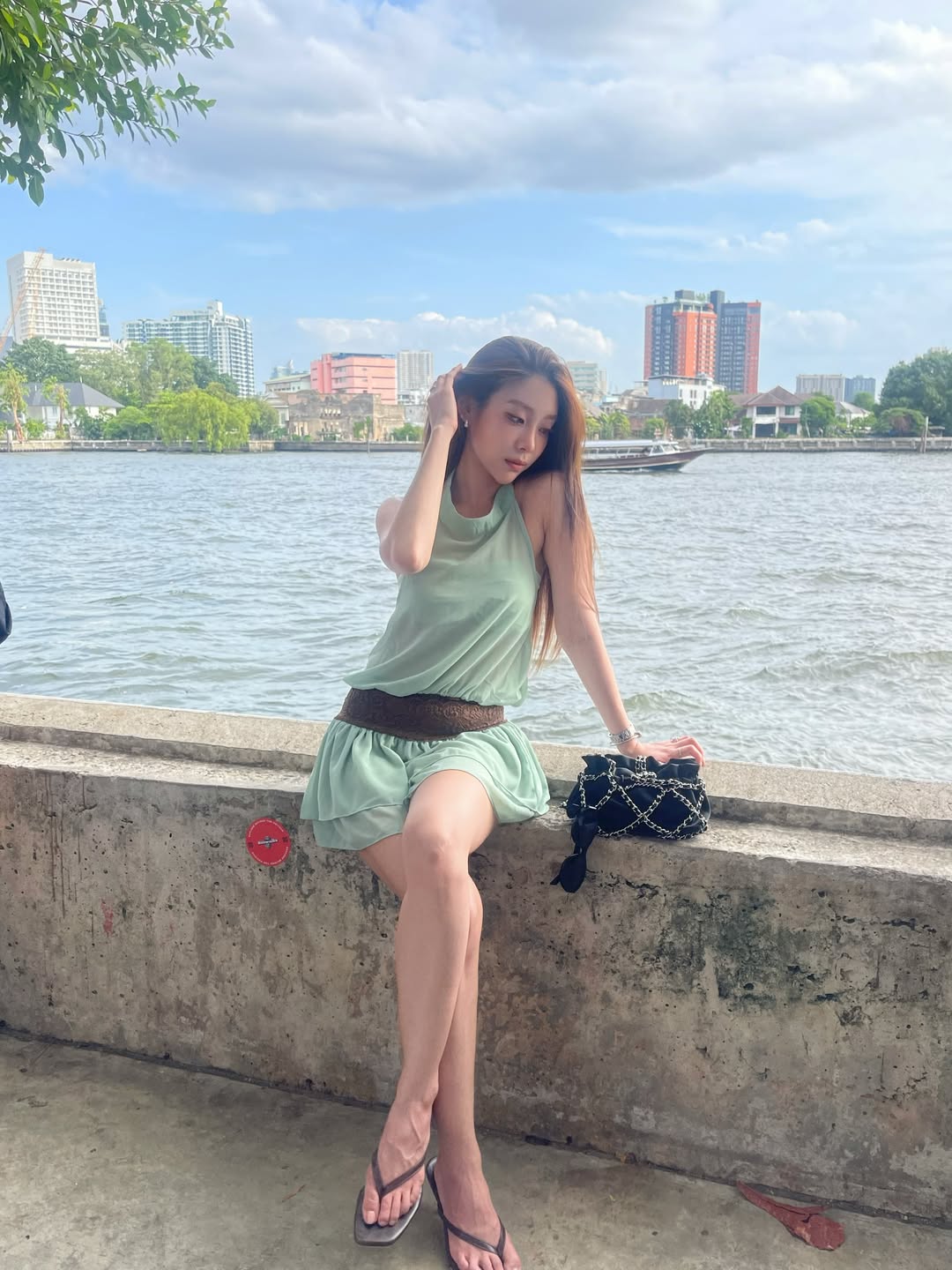 แก้ว - ณัฐรุจา ชุติวรรณโสภณ