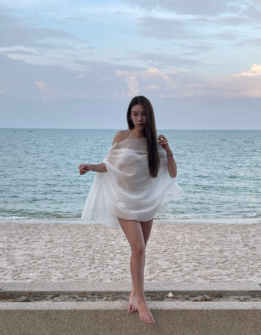 แก้ว - ณัฐรุจา ชุติวรรณโสภณ