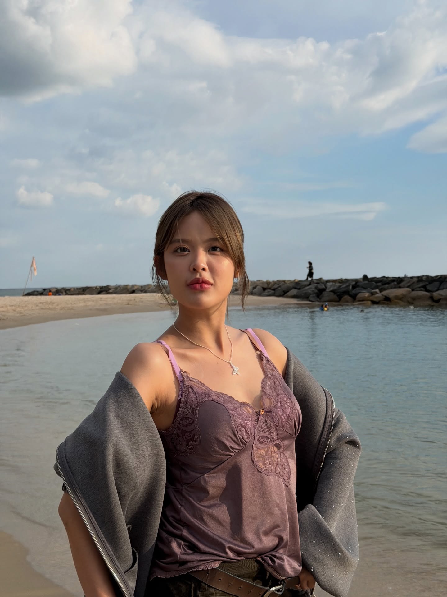 โมบายล์ - พิมรภัส ผดุงวัฒนะโชค