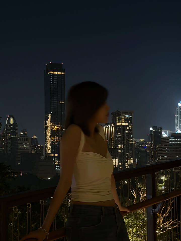 โมบายล์ - พิมรภัส ผดุงวัฒนะโชค