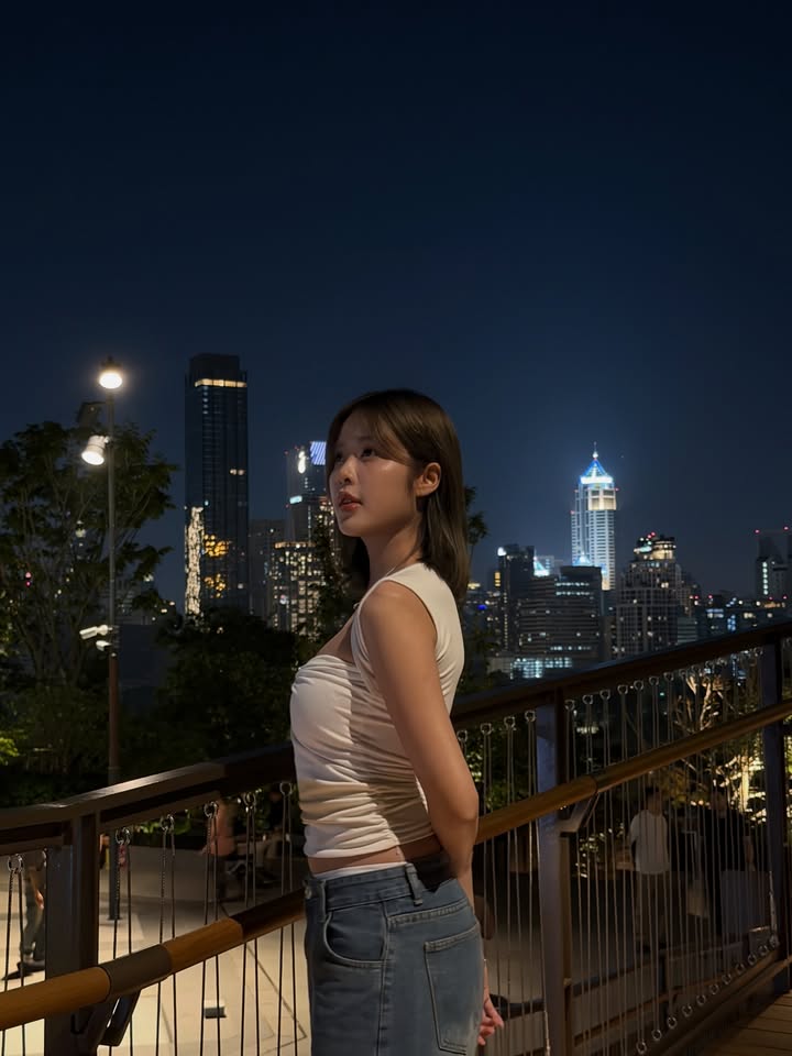 โมบายล์ - พิมรภัส ผดุงวัฒนะโชค