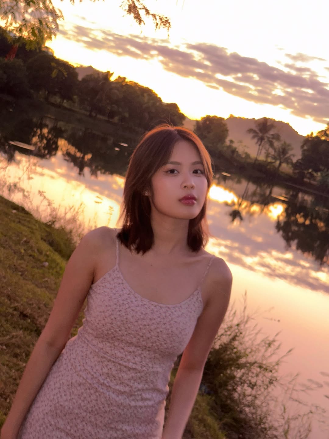 โมบายล์ - พิมรภัส ผดุงวัฒนะโชค