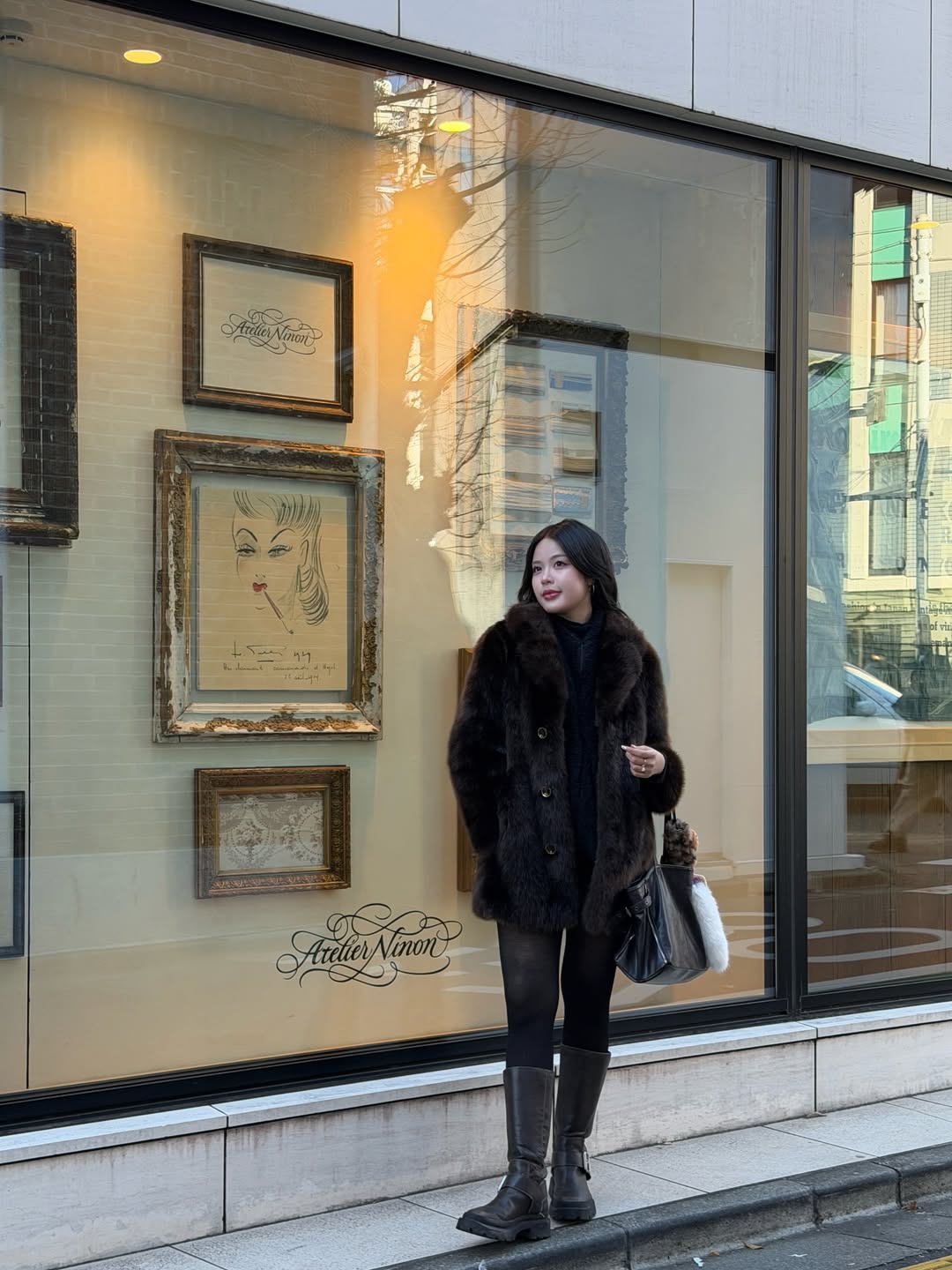 โมบายล์ - พิมรภัส ผดุงวัฒนะโชค