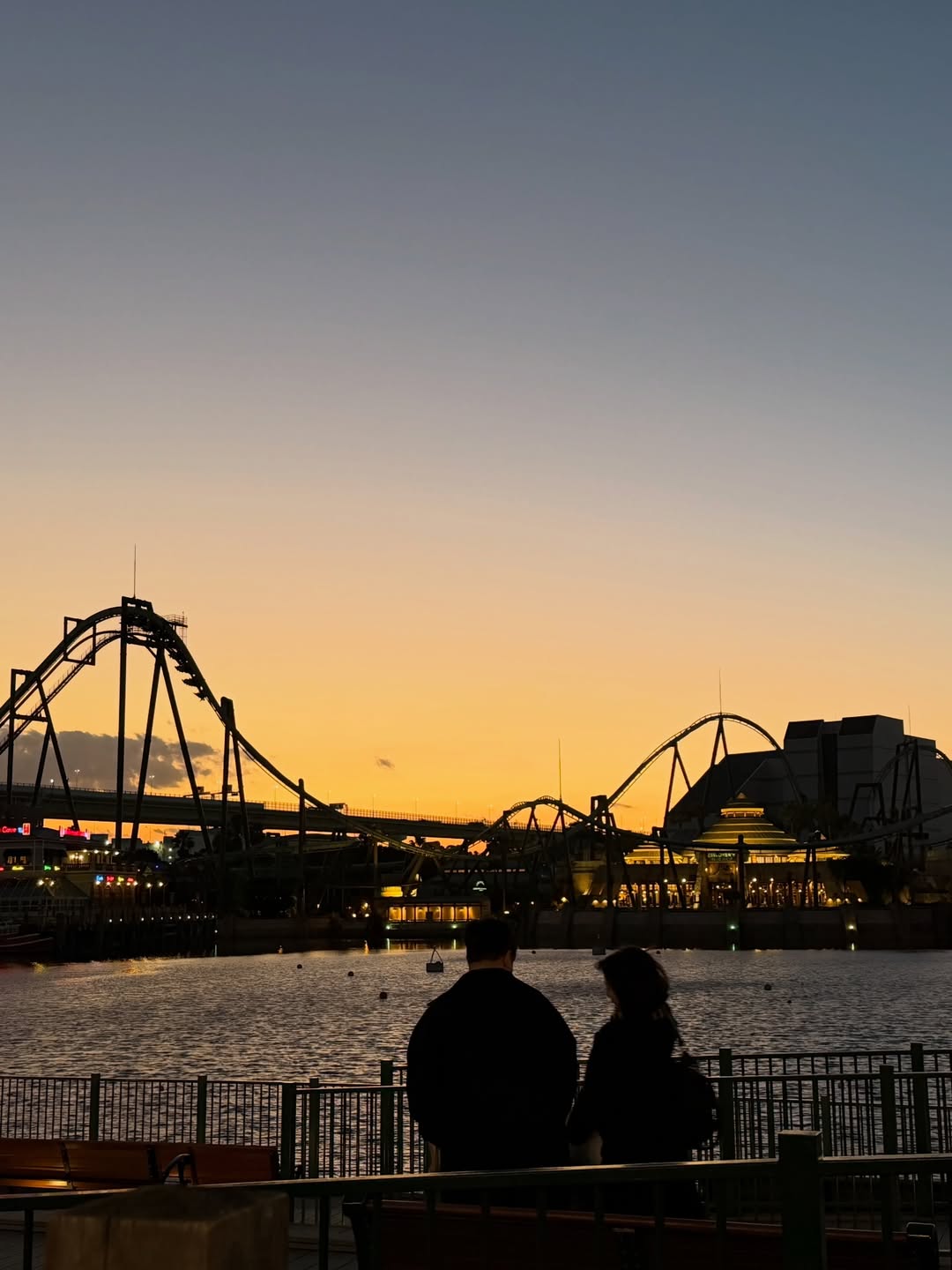 โมบายล์ - พิมรภัส ผดุงวัฒนะโชค