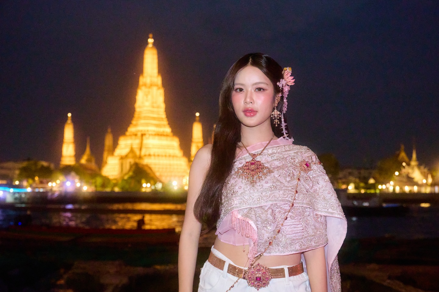 โมบายล์ - พิมรภัส ผดุงวัฒนะโชค