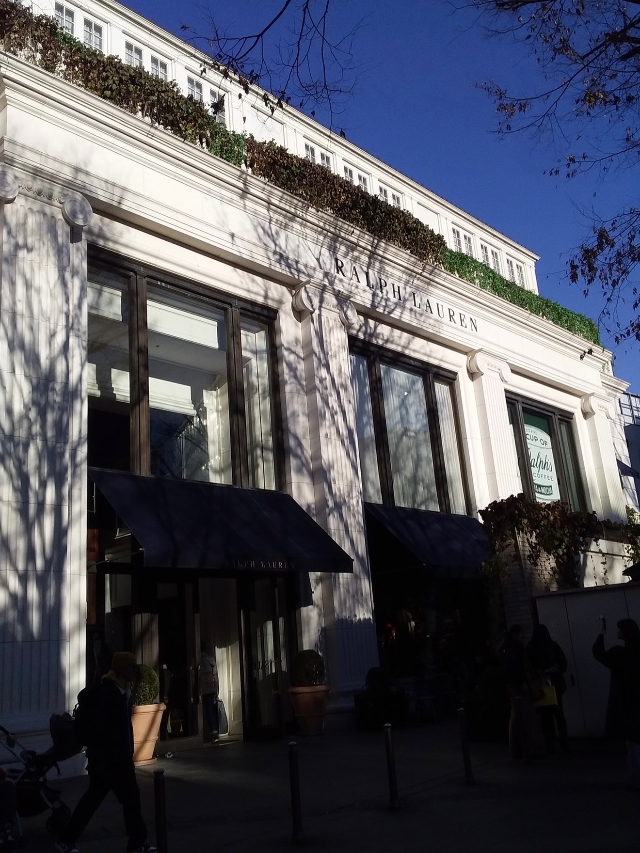 โมบายล์ - พิมรภัส ผดุงวัฒนะโชค