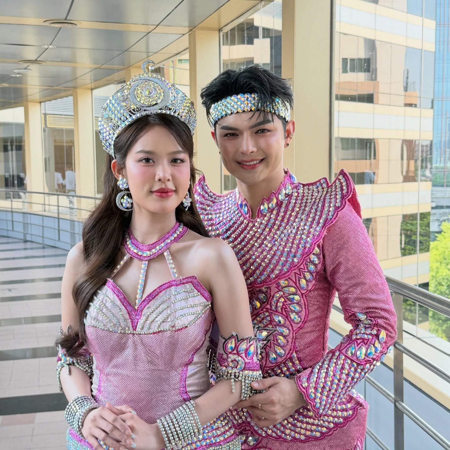 โมบายล์ - พิมรภัส ผดุงวัฒนะโชค