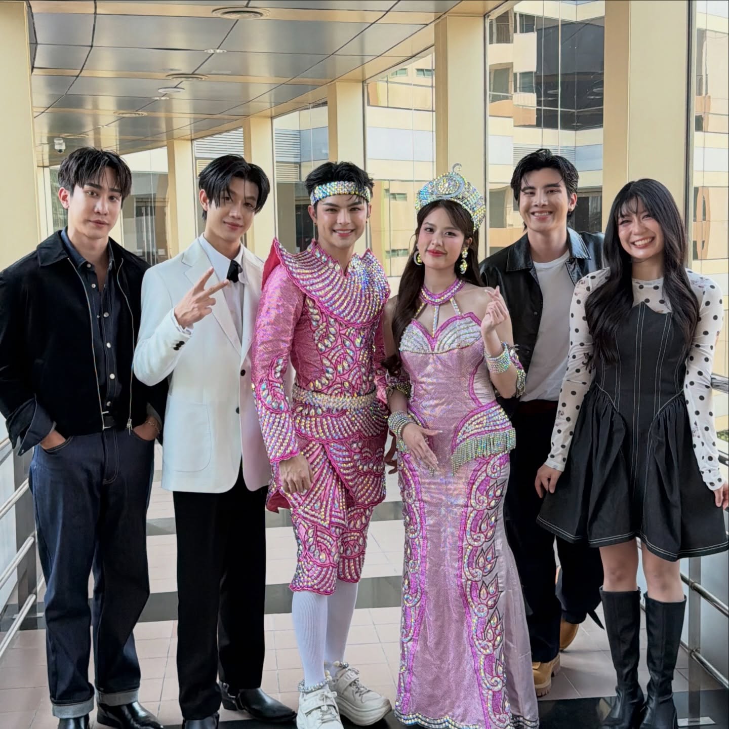 โมบายล์ - พิมรภัส ผดุงวัฒนะโชค