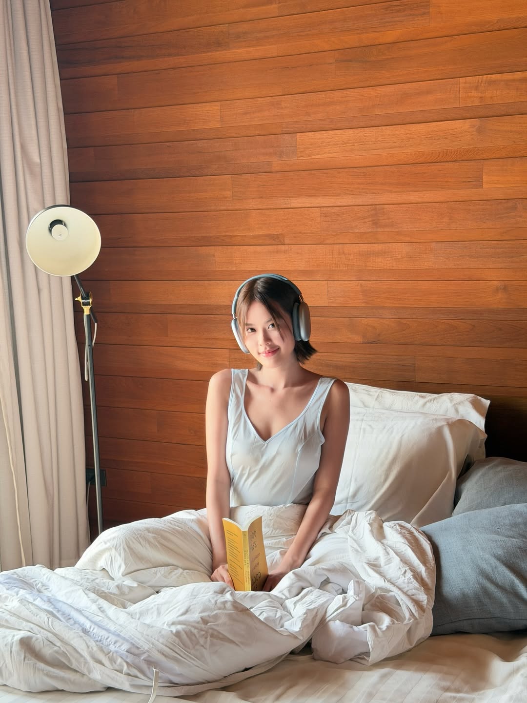 โมบายล์ - พิมรภัส ผดุงวัฒนะโชค