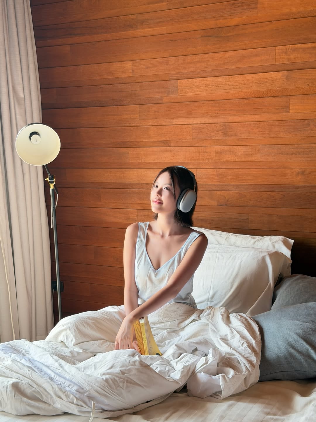 โมบายล์ - พิมรภัส ผดุงวัฒนะโชค