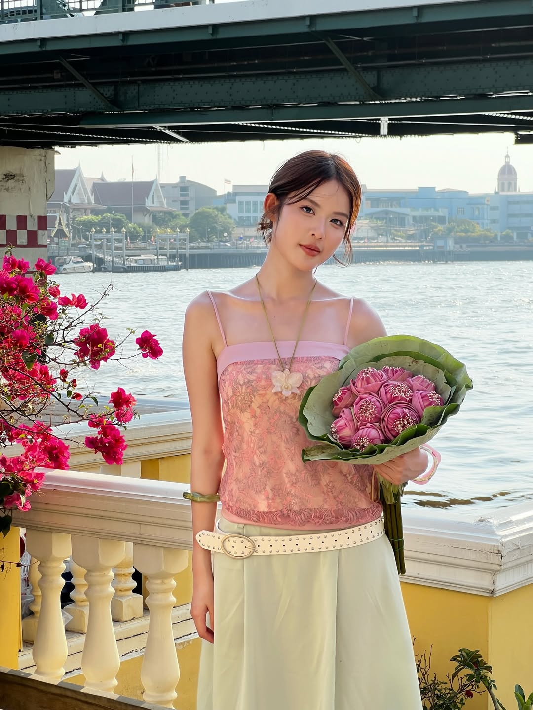 โมบายล์ - พิมรภัส ผดุงวัฒนะโชค