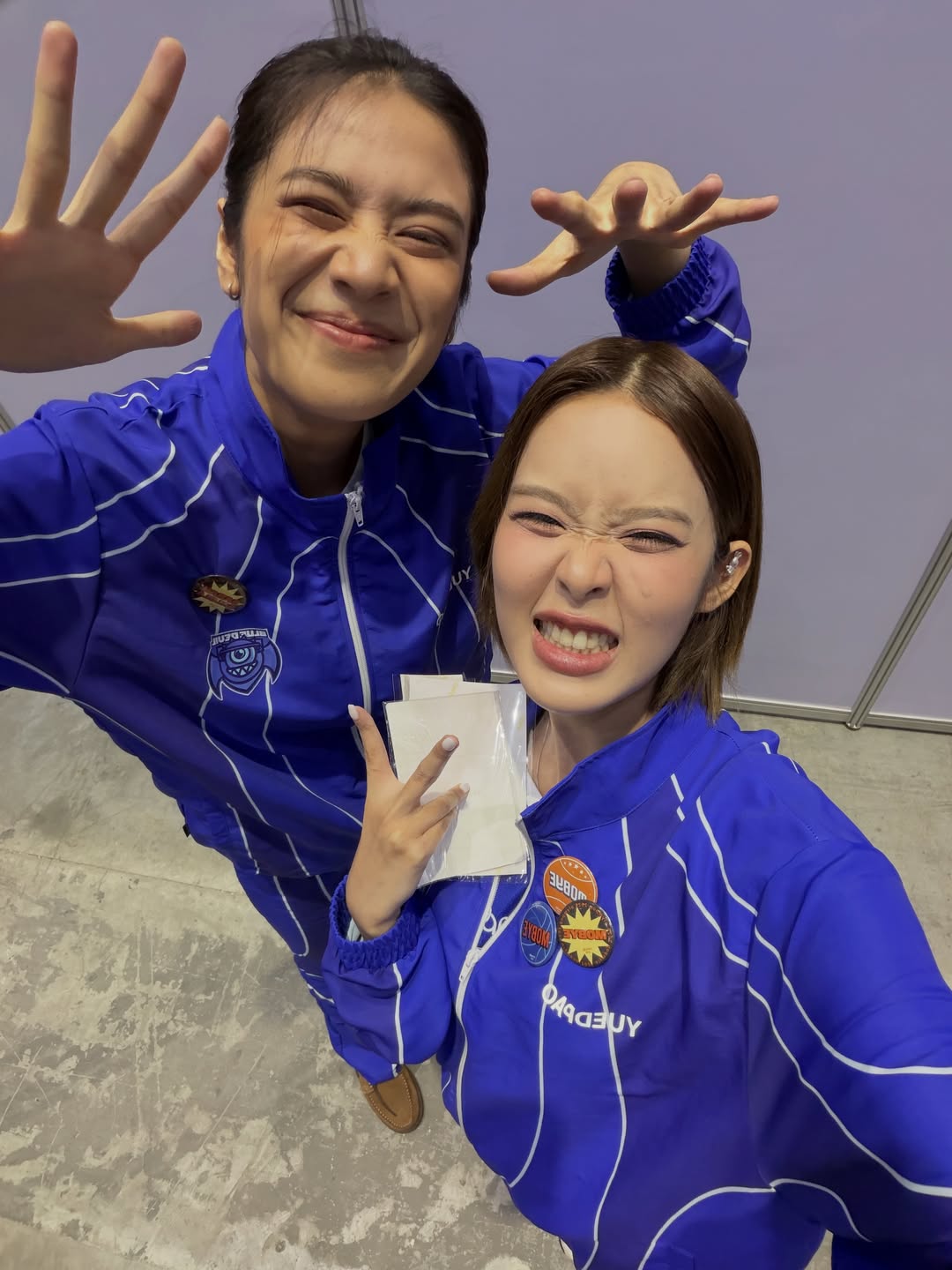 โมบายล์ - พิมรภัส ผดุงวัฒนะโชค