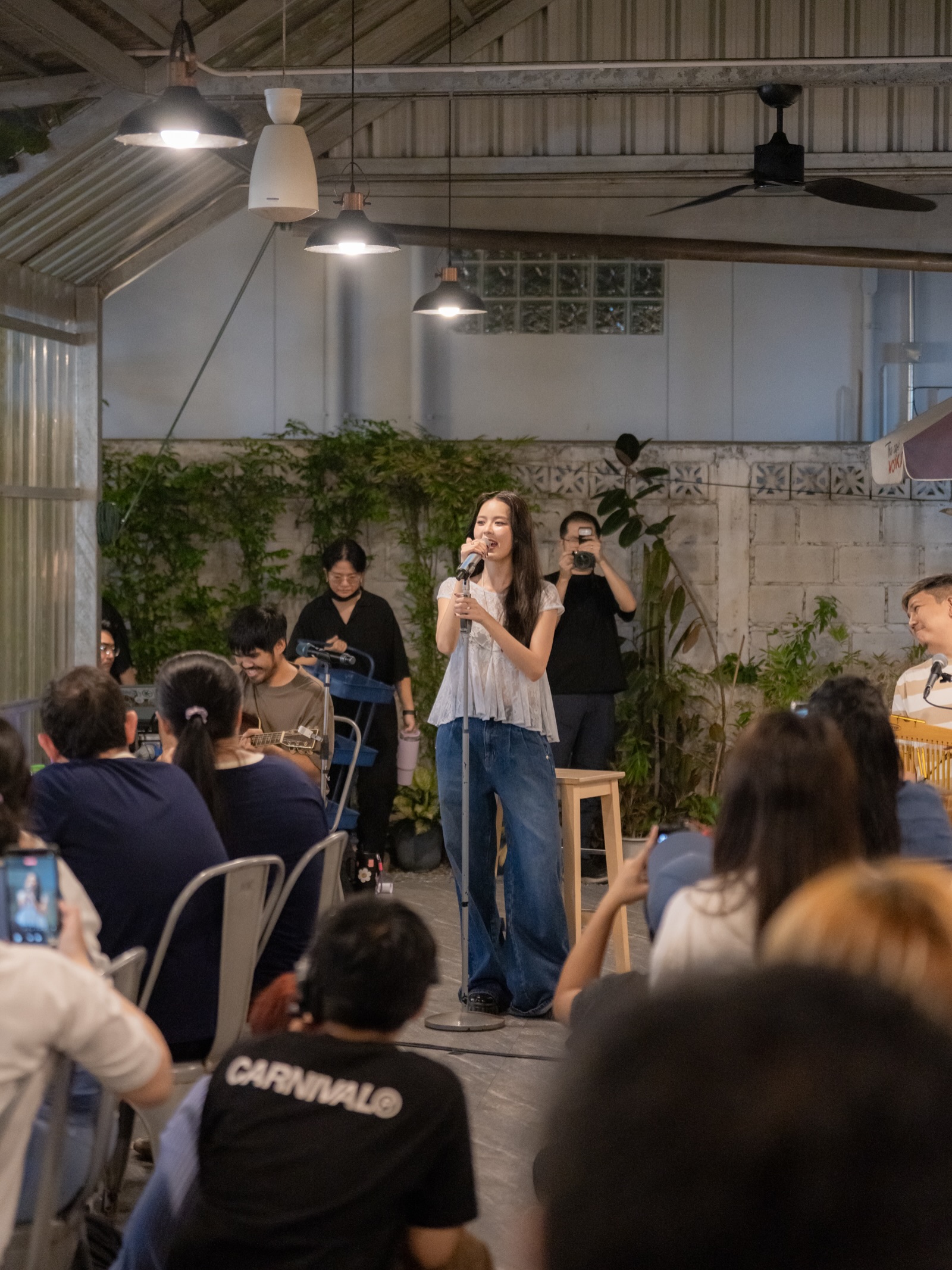 โมบายล์ - พิมรภัส ผดุงวัฒนะโชค