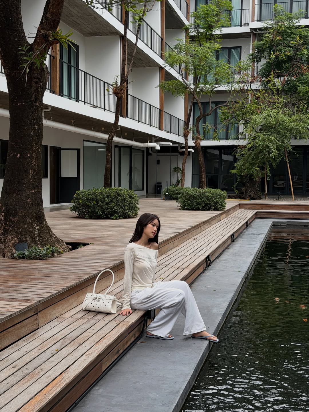 โมบายล์ - พิมรภัส ผดุงวัฒนะโชค