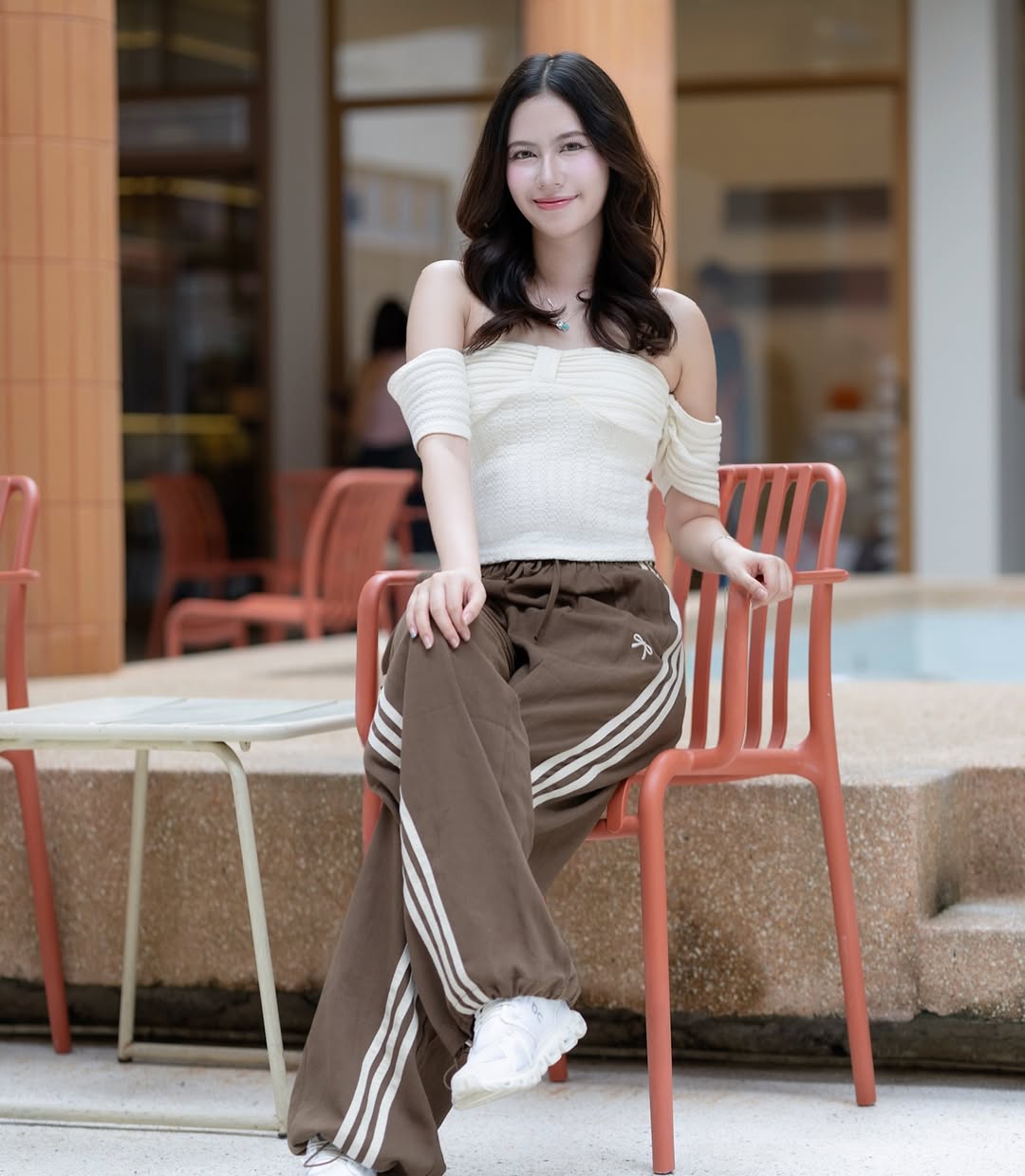 จ๋า - ณปภัช วรพฤทธานนท์