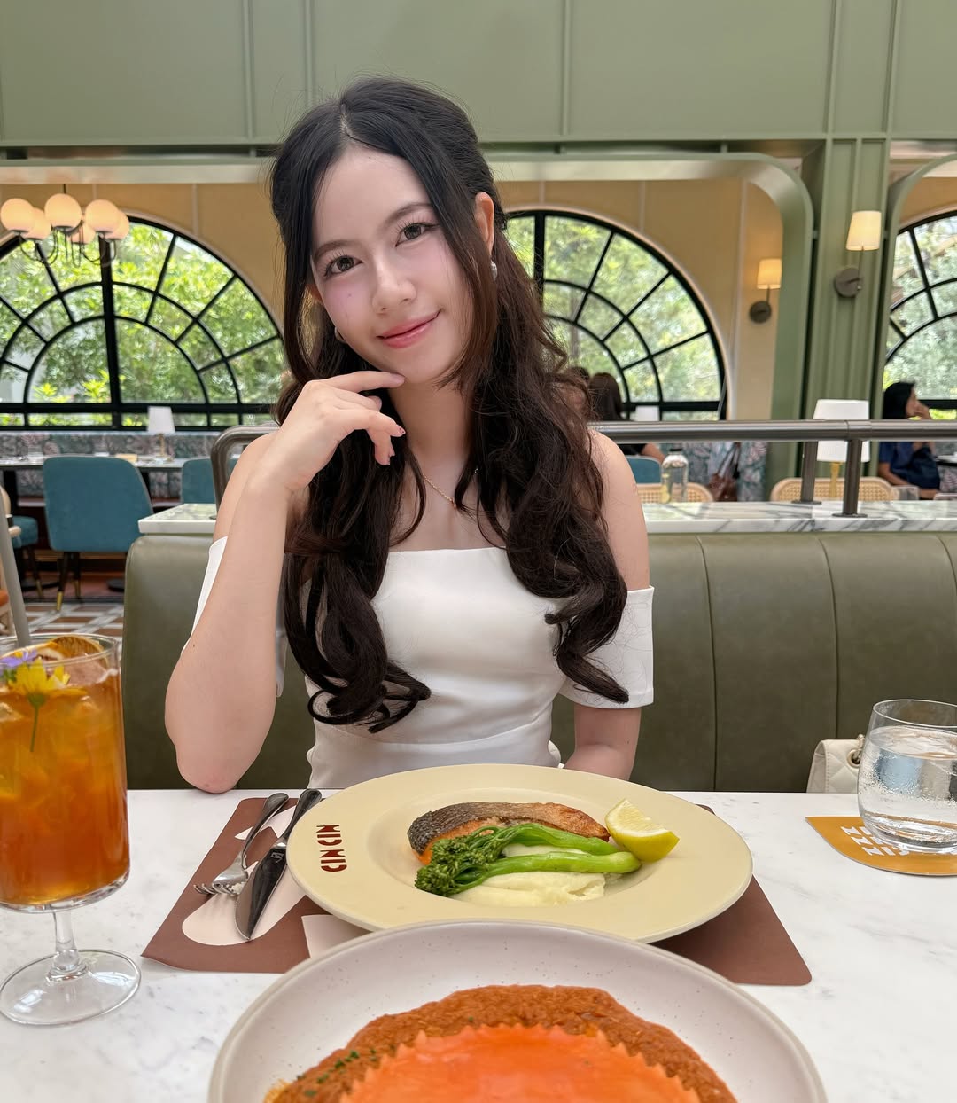 จ๋า - ณปภัช วรพฤทธานนท์