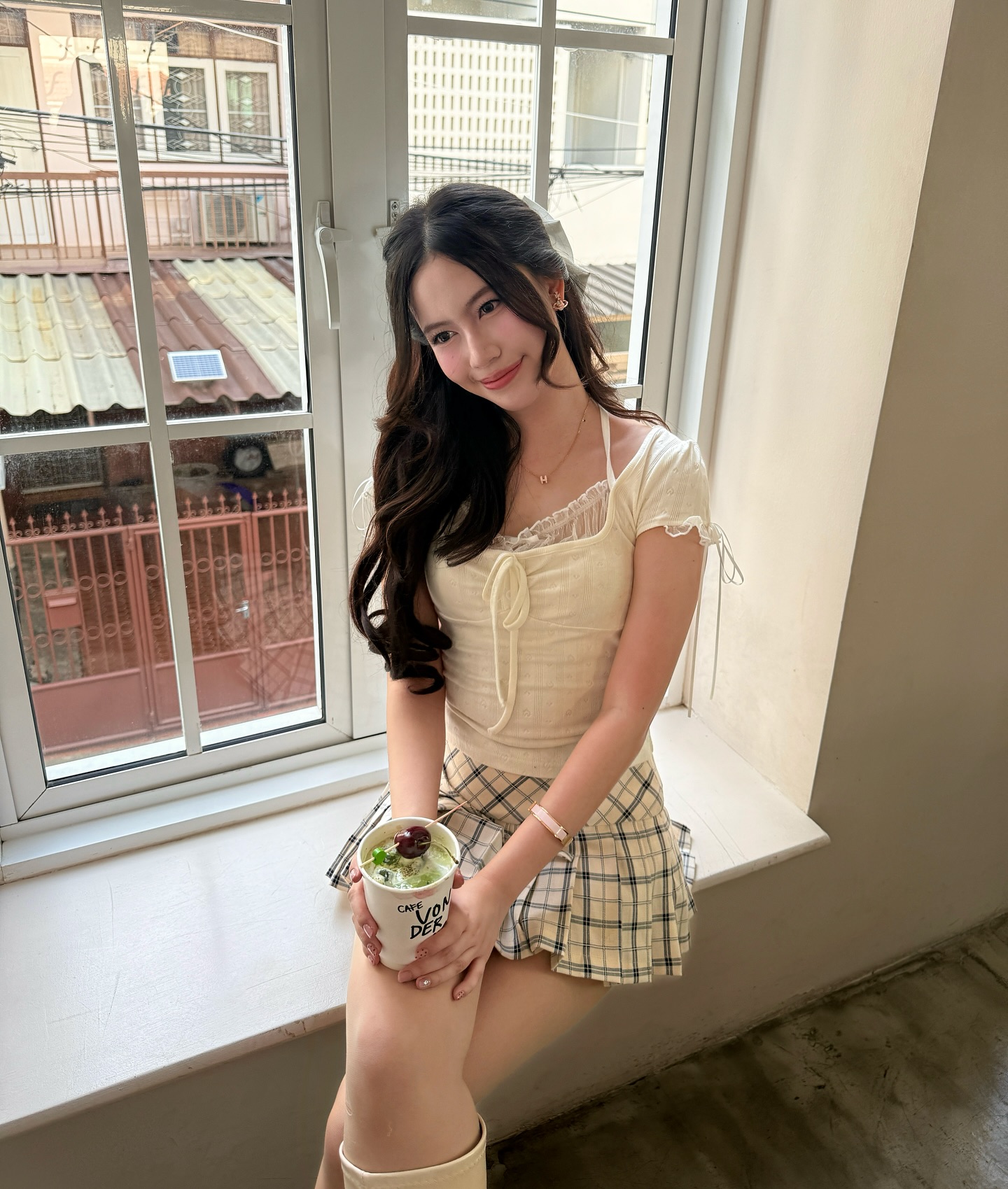จ๋า - ณปภัช วรพฤทธานนท์