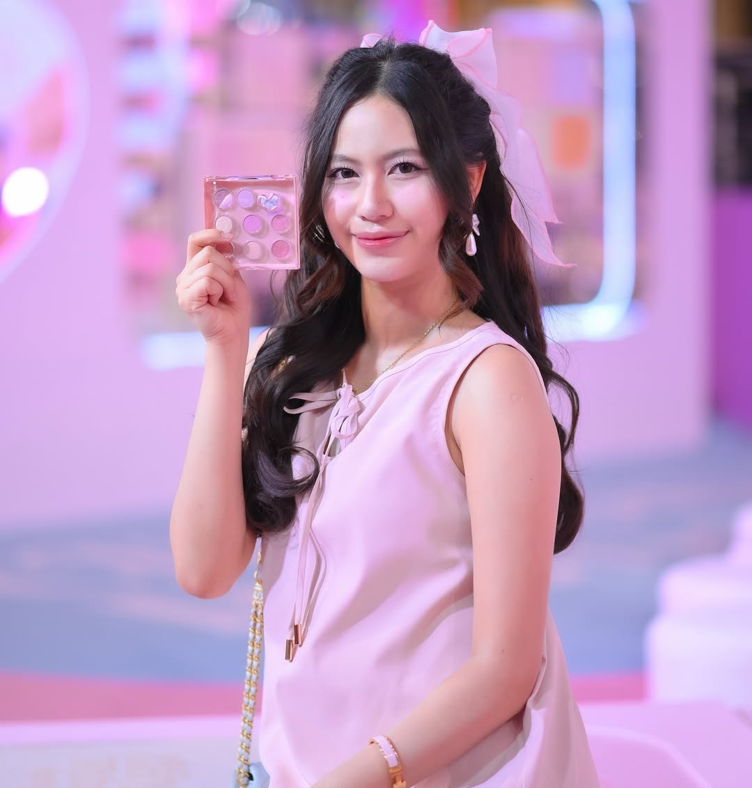 จ๋า - ณปภัช วรพฤทธานนท์