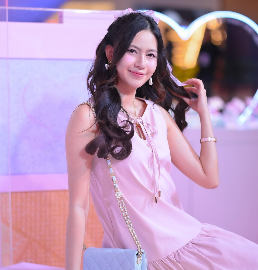 จ๋า - ณปภัช วรพฤทธานนท์