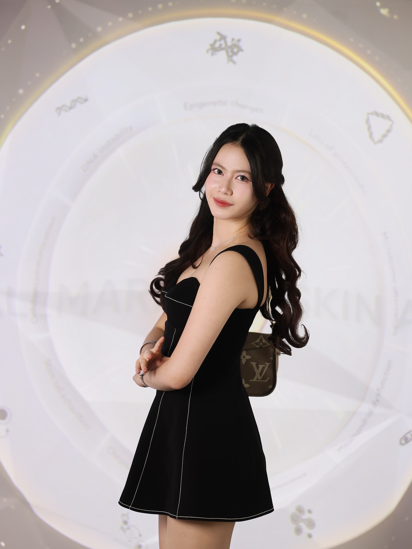 จ๋า - ณปภัช วรพฤทธานนท์