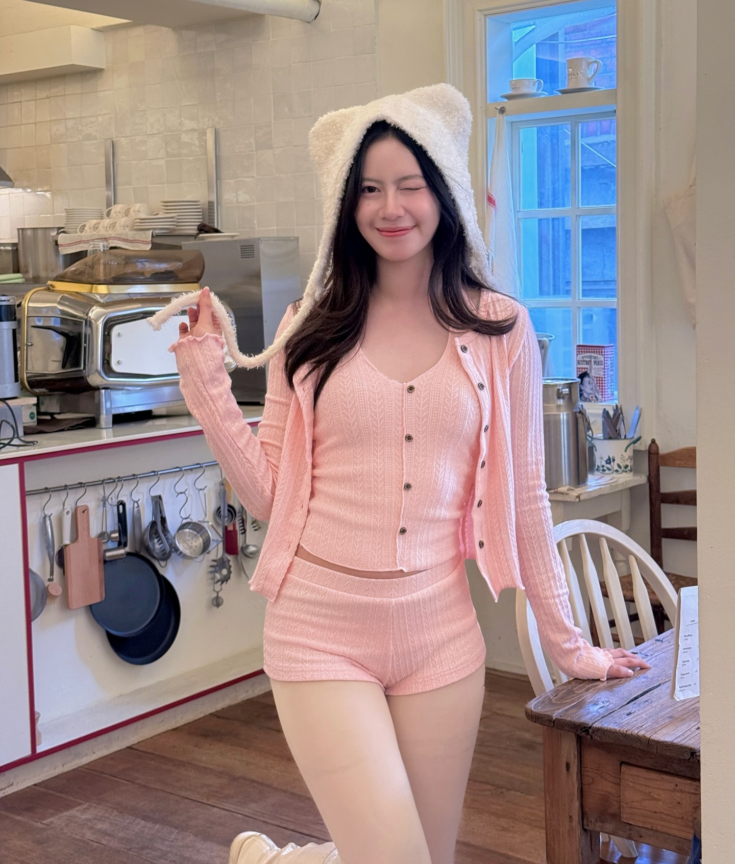 จ๋า - ณปภัช วรพฤทธานนท์