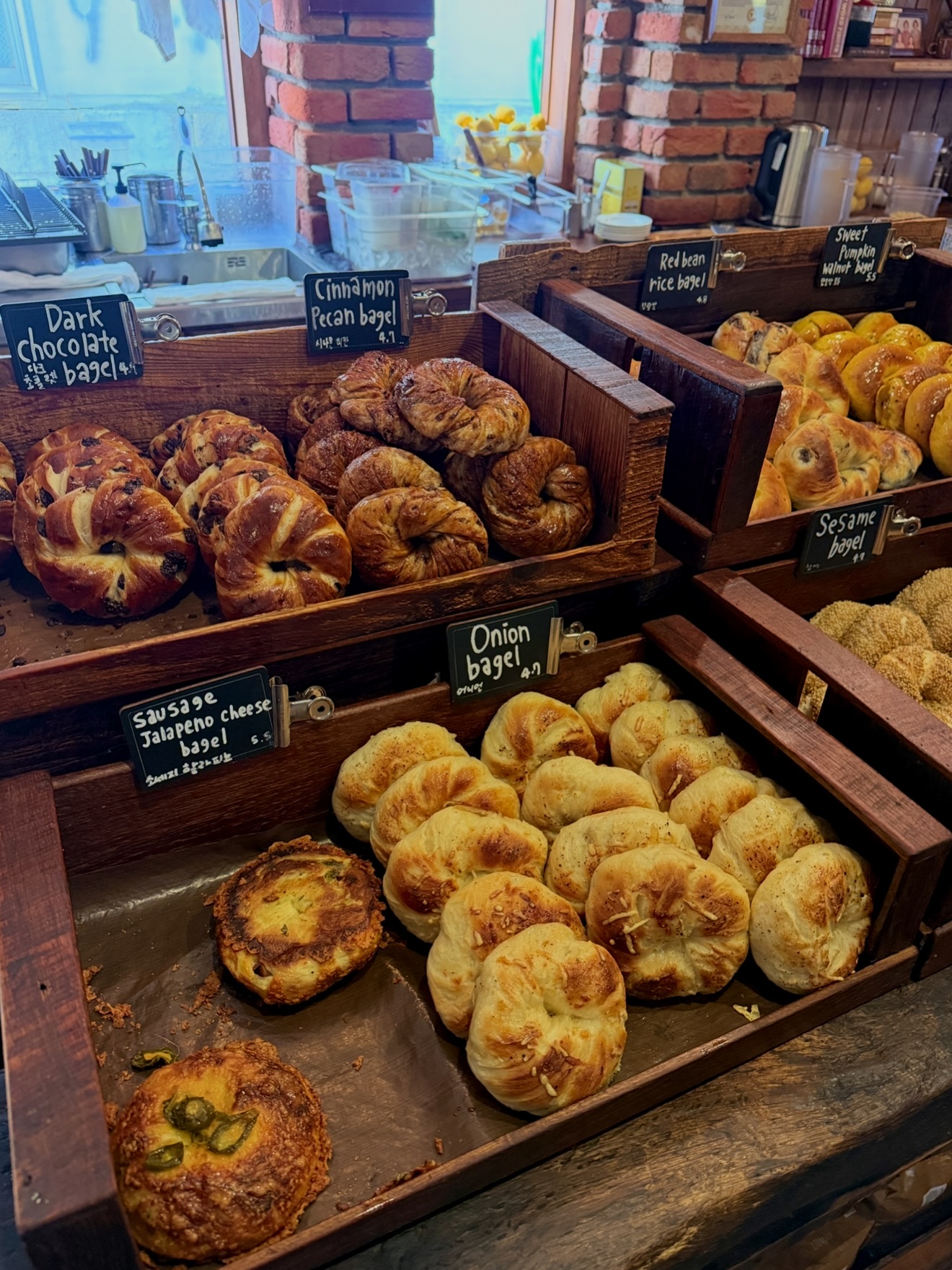 จ๋า - ณปภัช วรพฤทธานนท์