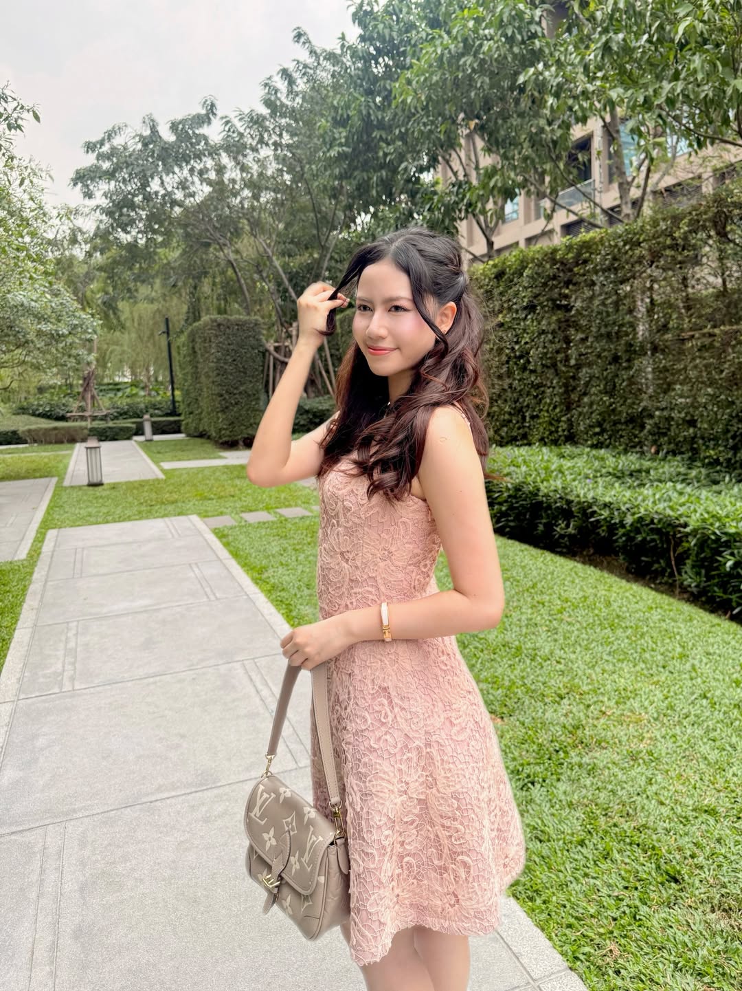 จ๋า - ณปภัช วรพฤทธานนท์