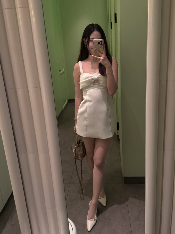 จ๋า - ณปภัช วรพฤทธานนท์