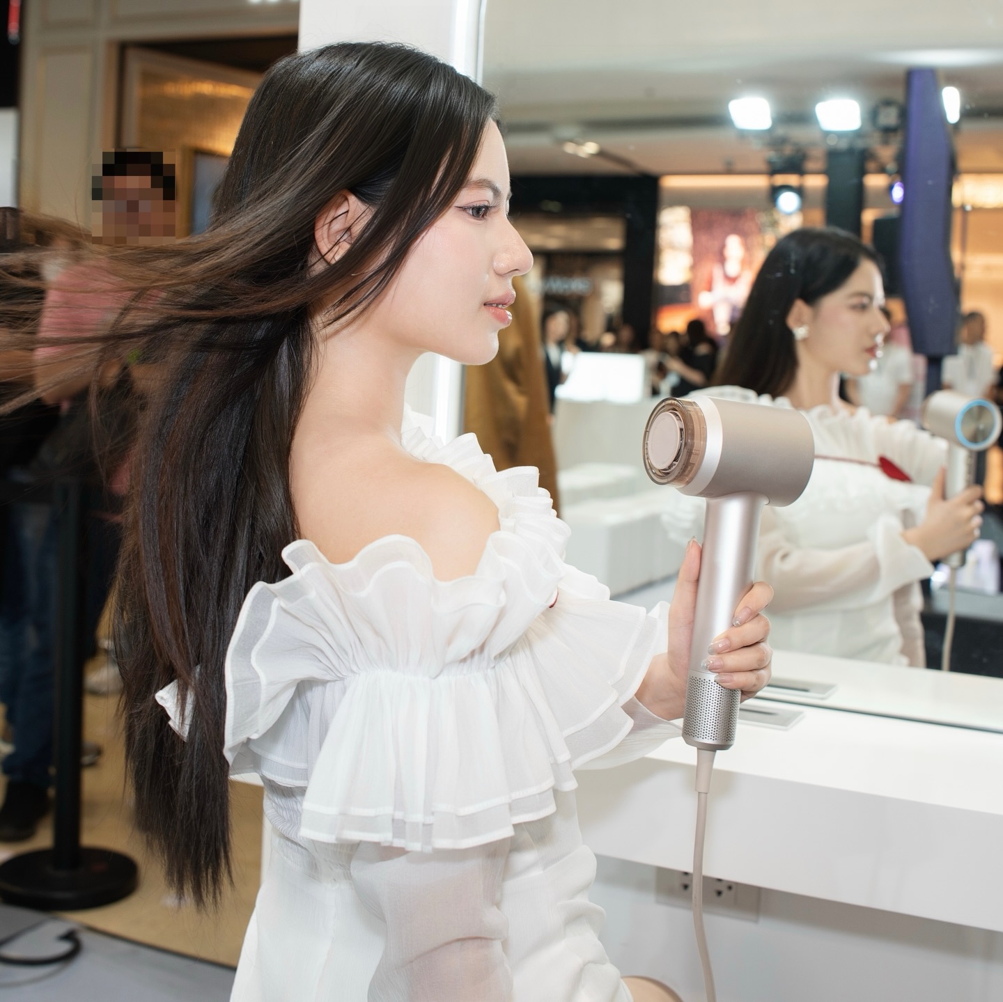 จ๋า - ณปภัช วรพฤทธานนท์