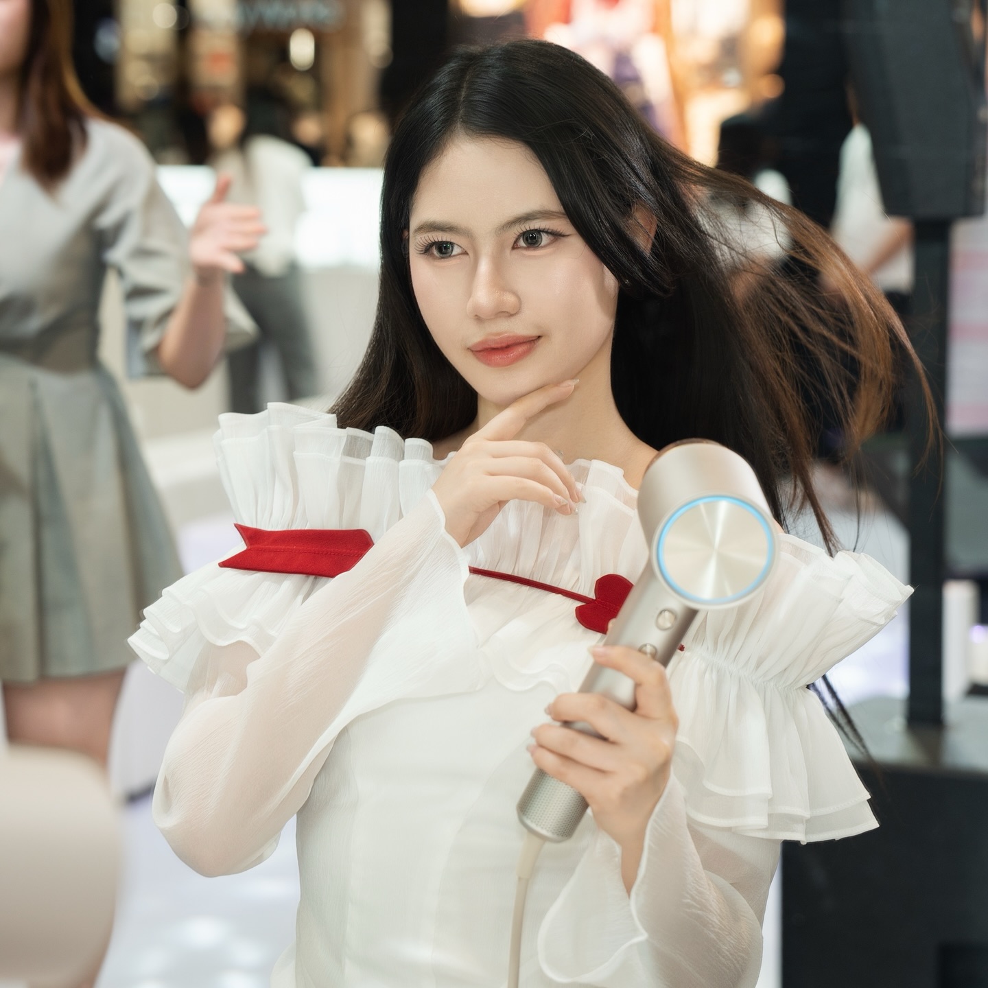 จ๋า - ณปภัช วรพฤทธานนท์