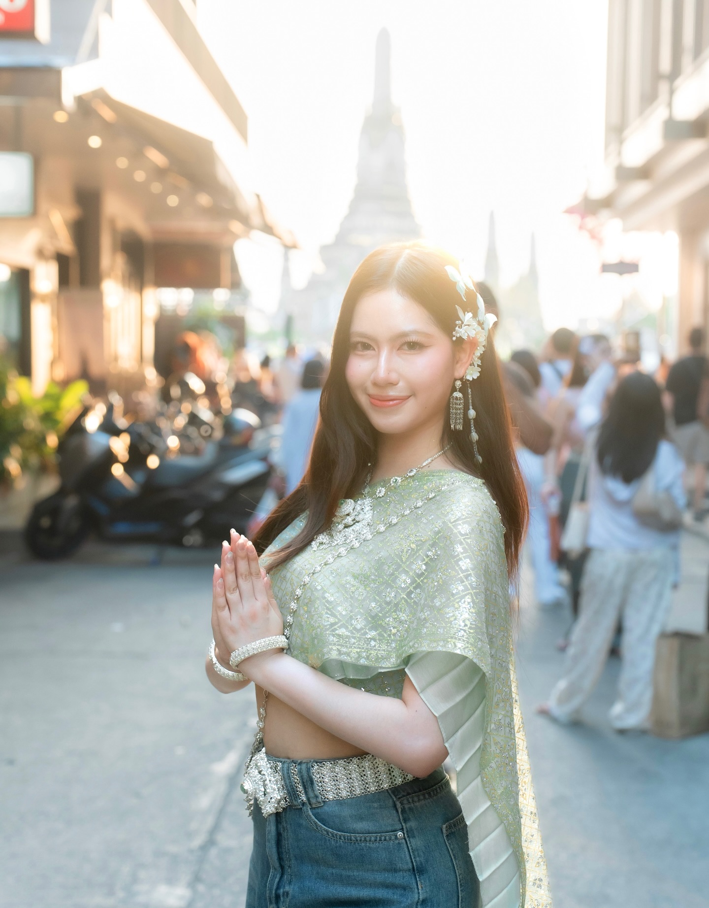 จ๋า - ณปภัช วรพฤทธานนท์