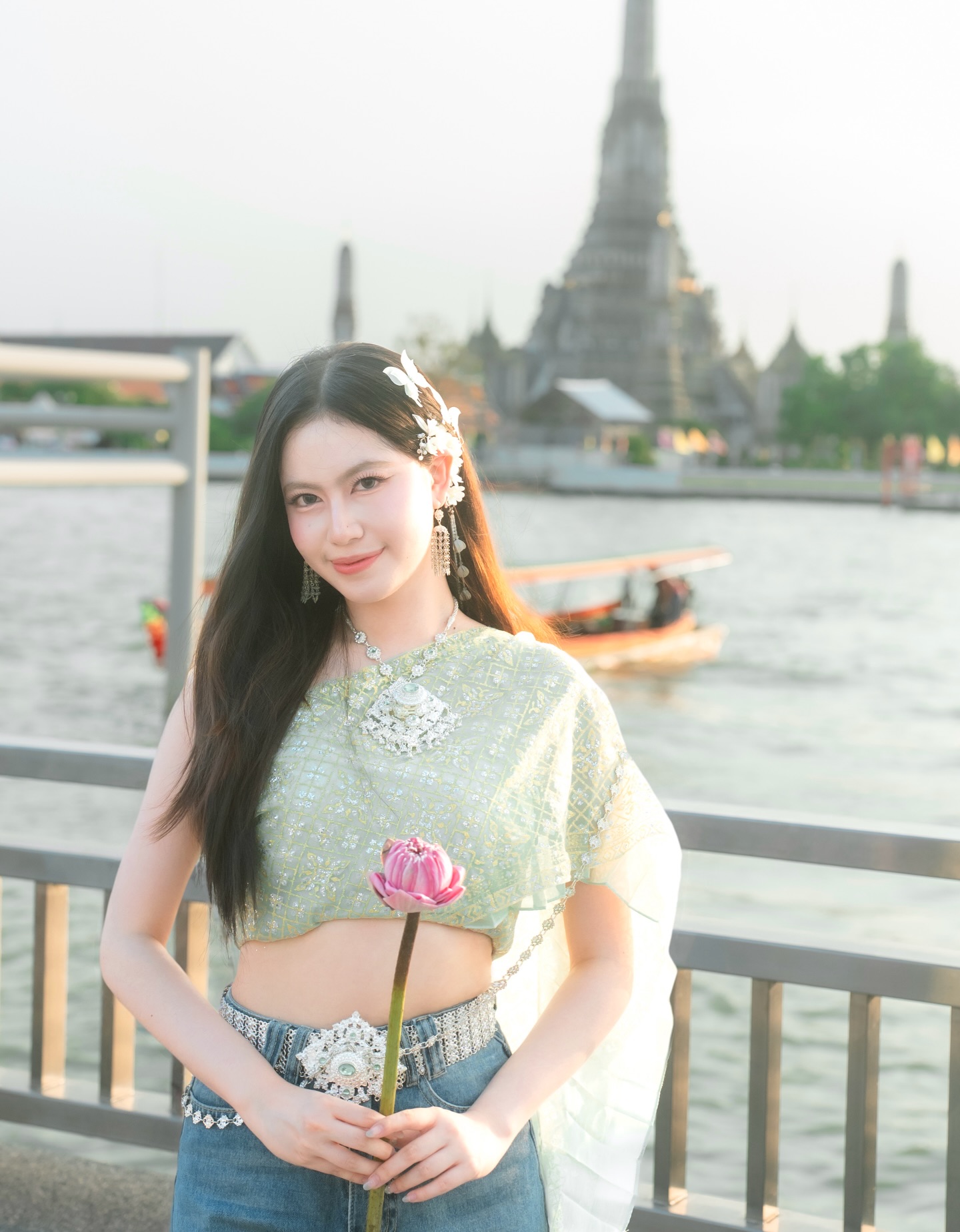 จ๋า - ณปภัช วรพฤทธานนท์