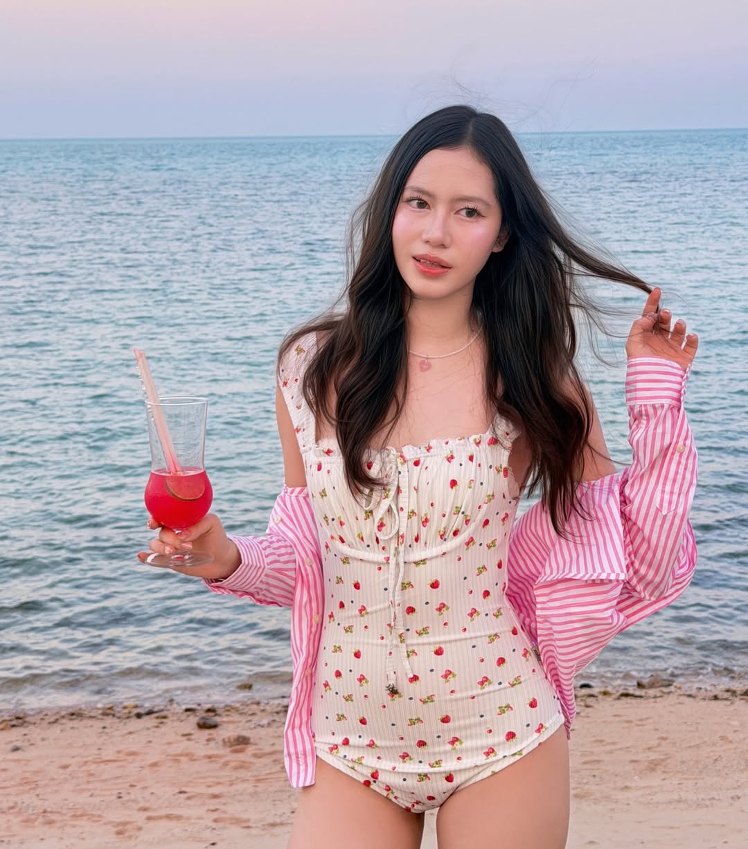 จ๋า - ณปภัช วรพฤทธานนท์