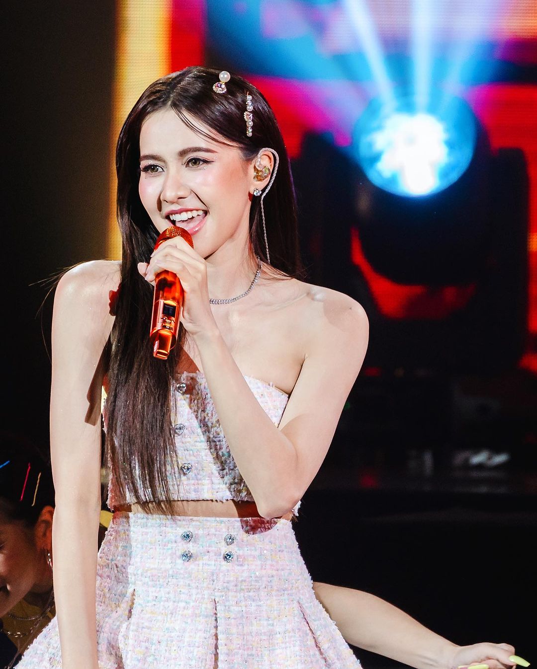 น้ำหนึ่ง - มิลิน ดอกเทียน