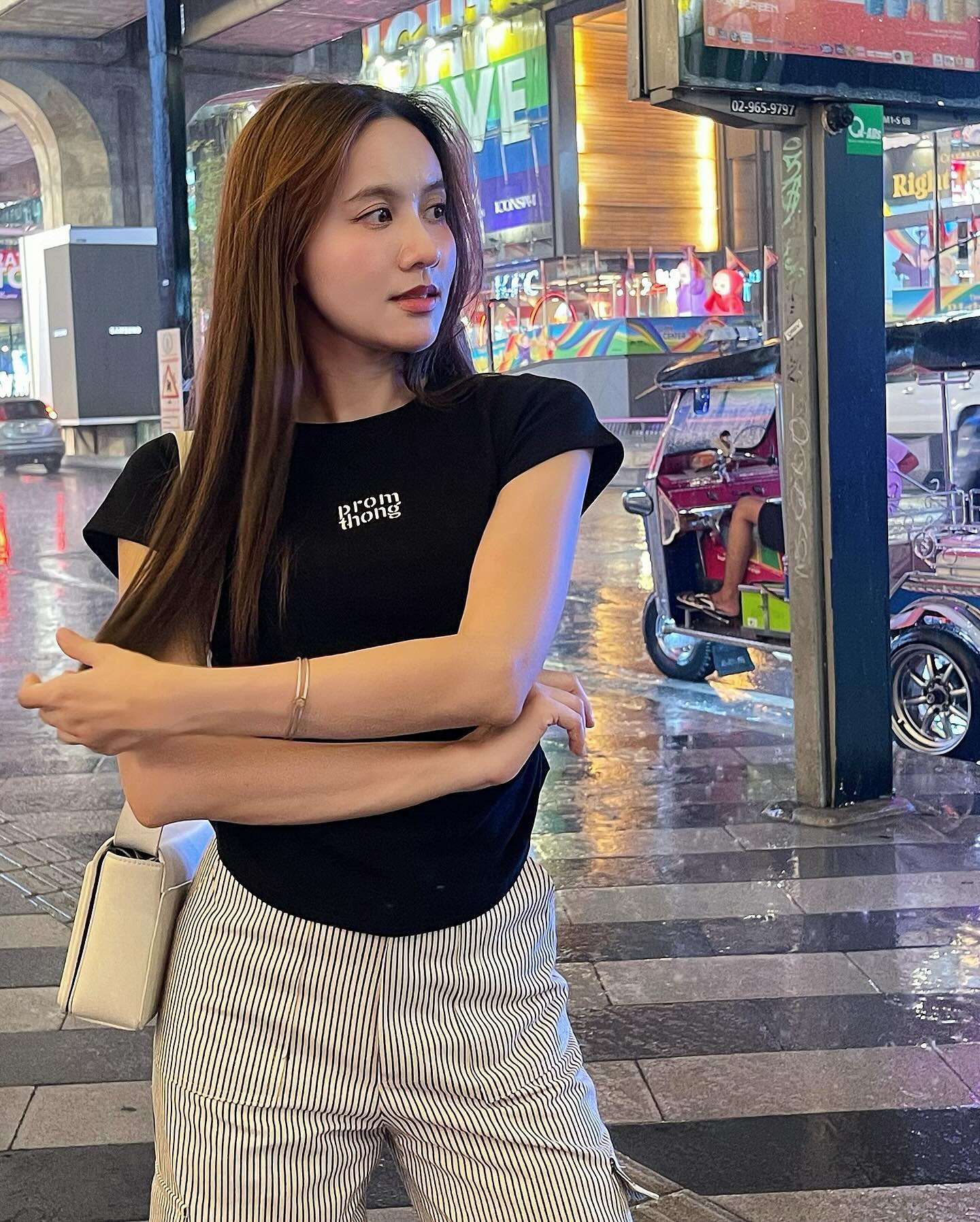 น้ำหนึ่ง - มิลิน ดอกเทียน