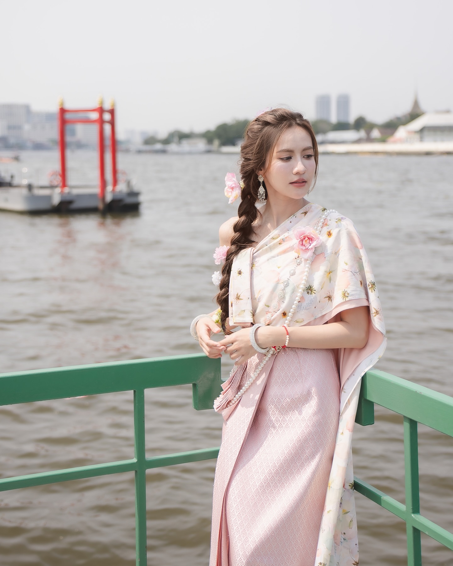 น้ำหนึ่ง - มิลิน ดอกเทียน