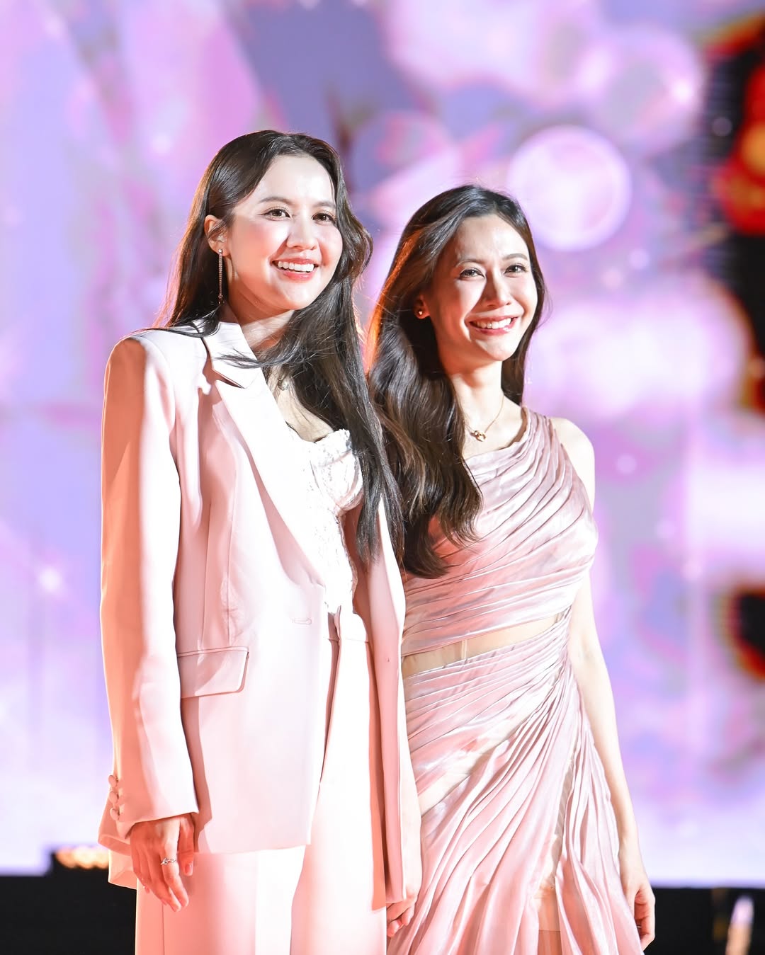 น้ำหนึ่ง - มิลิน ดอกเทียน