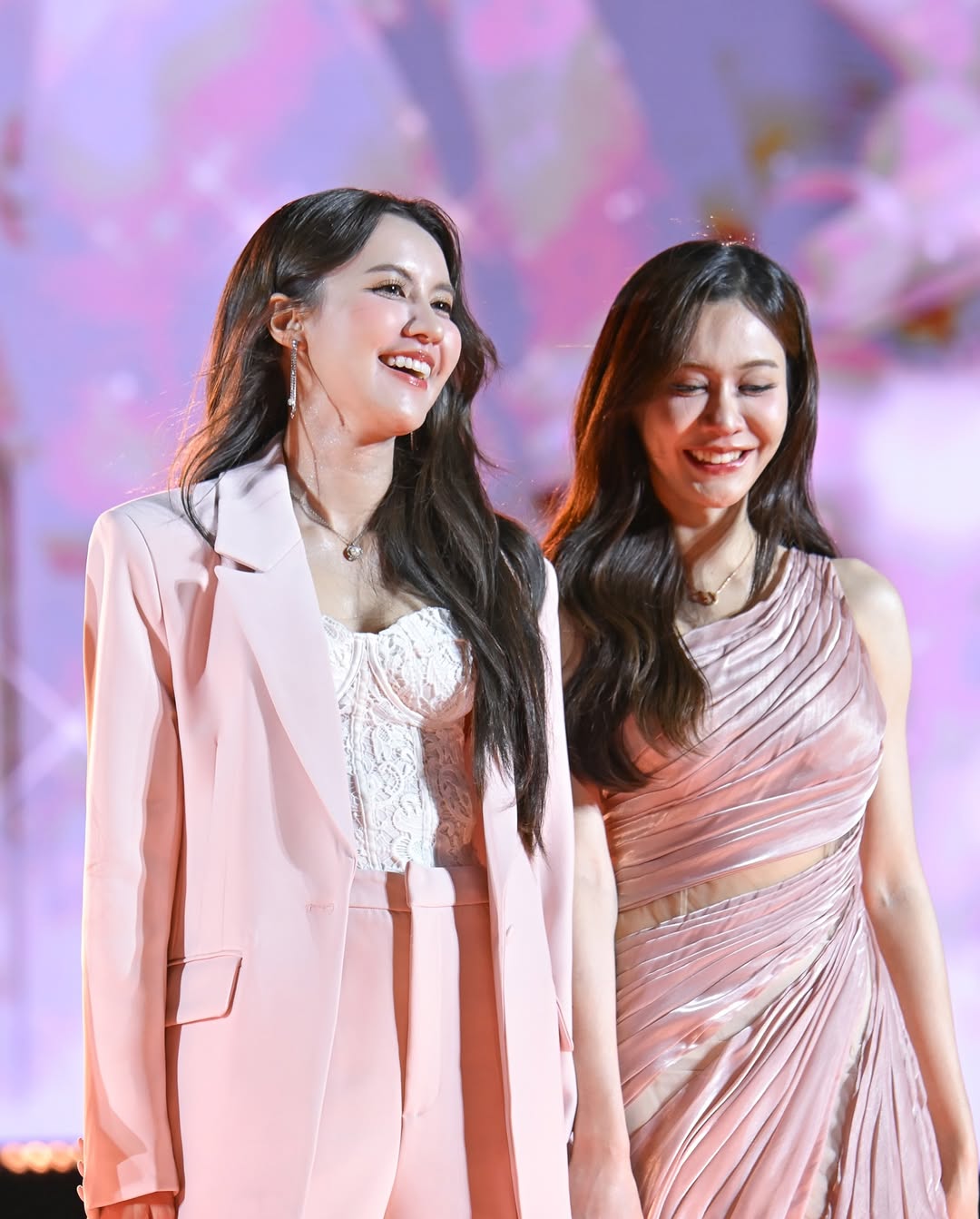 น้ำหนึ่ง - มิลิน ดอกเทียน