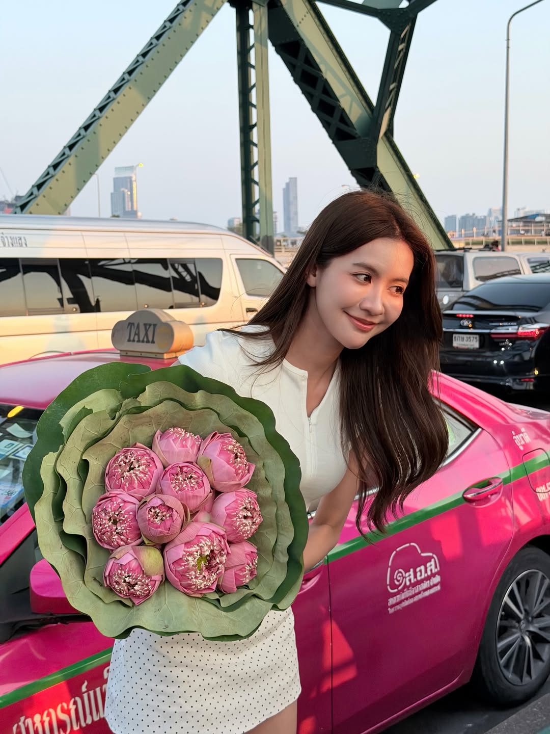 น้ำหนึ่ง - มิลิน ดอกเทียน